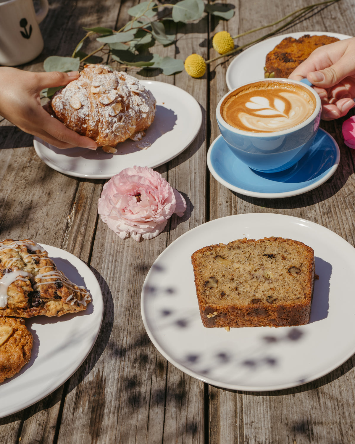 Enjoy pastries, banana bread, and latte art at an LA cafe with a Groundwork Coffee In-Store Gift Card—the perfect treat for any coffee lover.